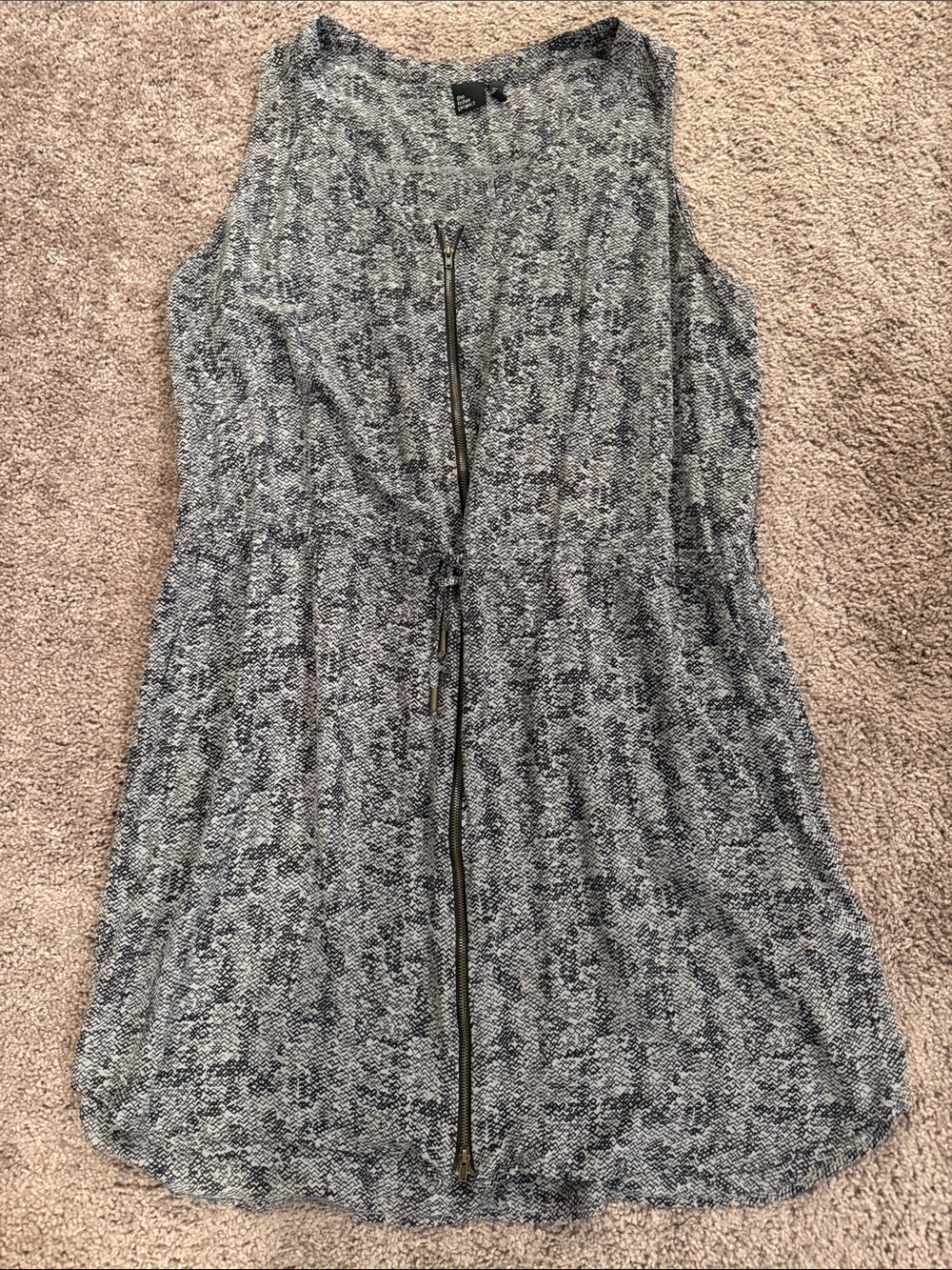 Eileen Fisher 100% Silk Sleeveless Gray and Black Zip-Front Dress